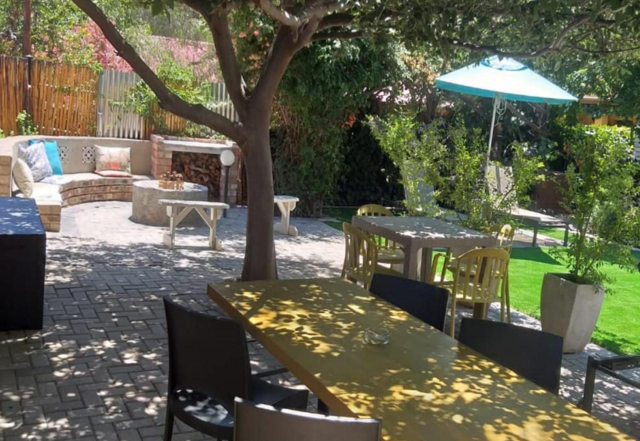 De Akker Guest House Oudtshoorn Eksteriør billede