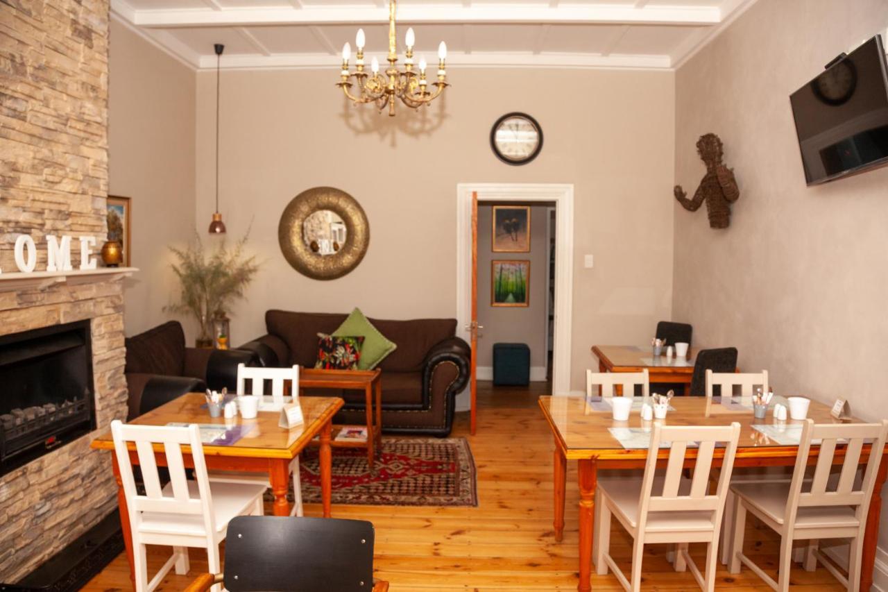 De Akker Guest House Oudtshoorn Eksteriør billede