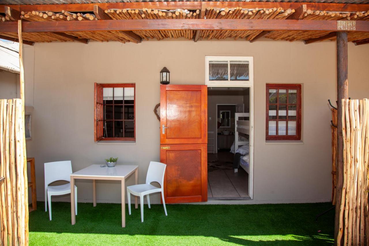 De Akker Guest House Oudtshoorn Eksteriør billede